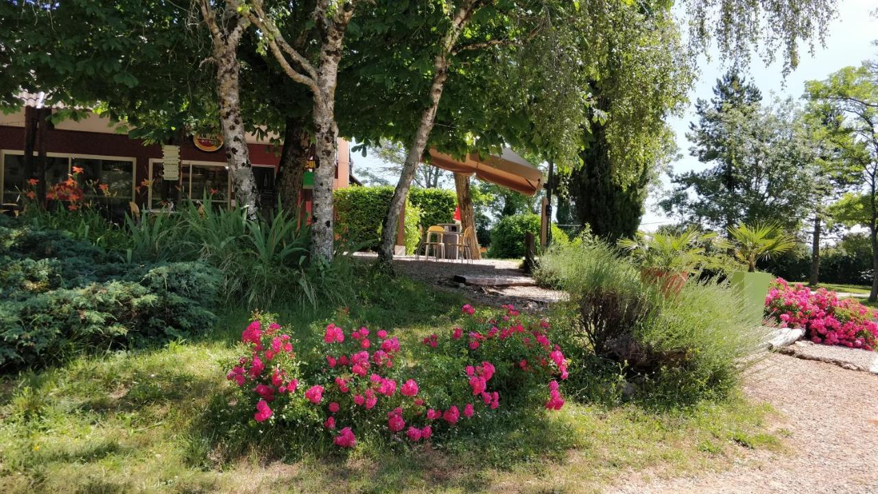 Camping Au Tour De L'Aveyron L'Hospitalet-du-Larzac Exterior photo